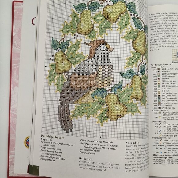 Better Homes & Gardens A Cross-Stitch Christmas Heartfelt Holidays 1999 - Picture 8 of 13